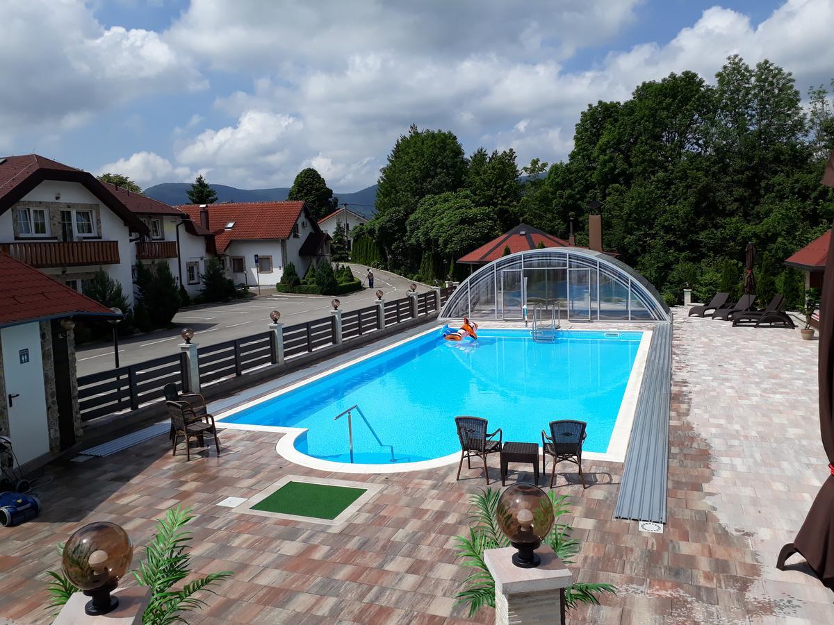 Sedra Holiday Resort-Adults Only-Bed & Breakfast 拉科维察 外观 照片