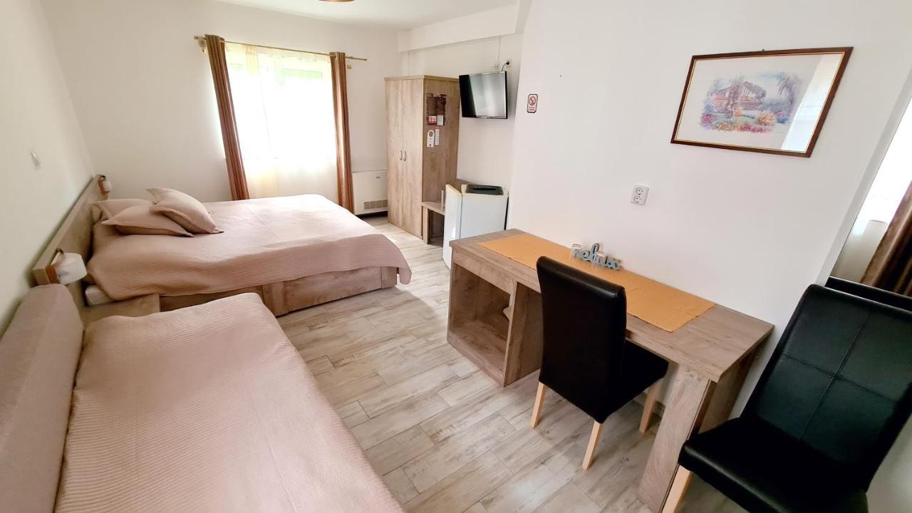 Sedra Holiday Resort-Adults Only-Bed & Breakfast 拉科维察 外观 照片