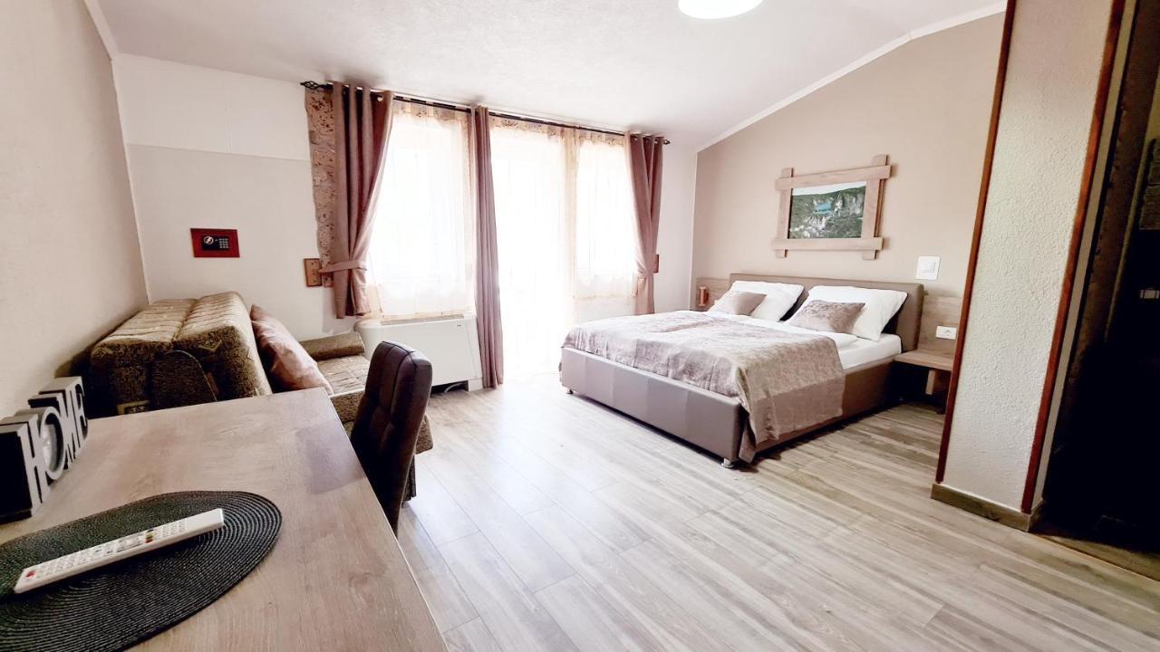 Sedra Holiday Resort-Adults Only-Bed & Breakfast 拉科维察 外观 照片